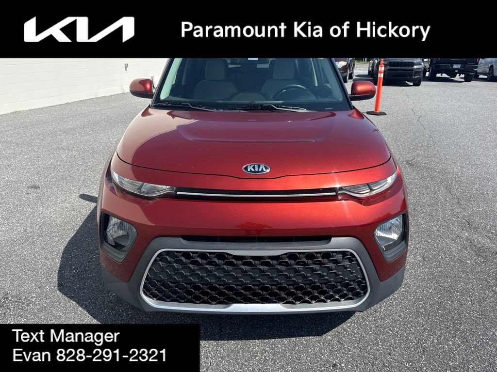 Used 2020 Kia Soul LX FWD image 2