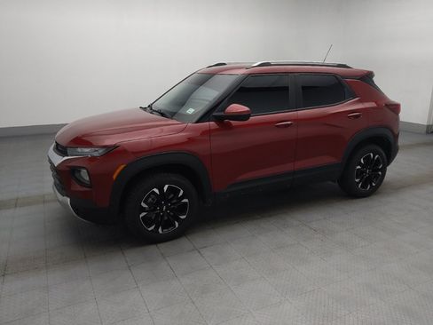 Used 2021 Chevrolet TrailBlazer LT w/ Convenience Package AWD/4WD image 2