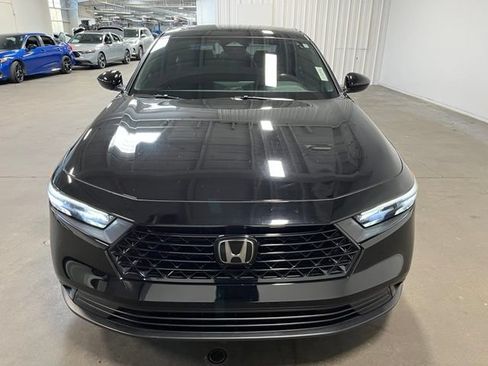 Used 2024 Honda Accord Sport image 8