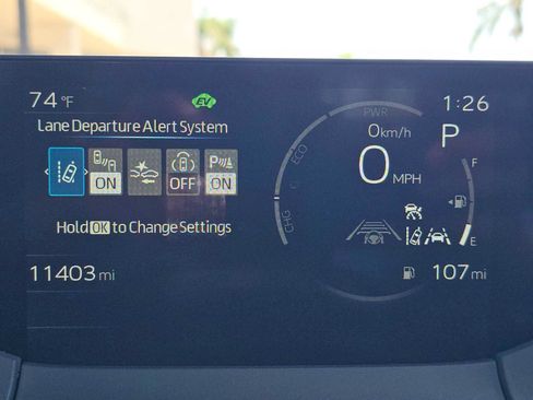 Certified 2026 Toyota Prius XLE FWD image 25