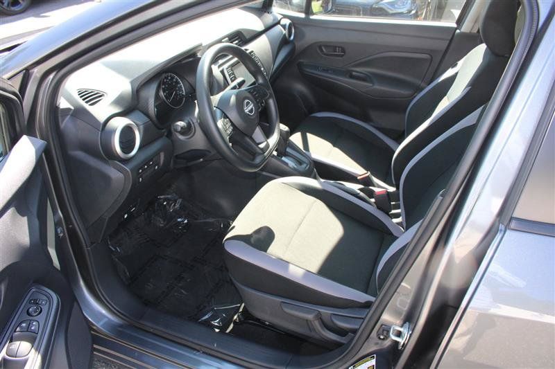 Used 2025 Nissan Versa S w/ Trunk Package FWD image 9