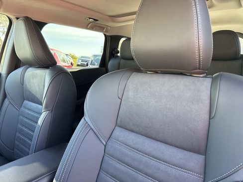 New 2026 Mitsubishi Outlander SEL FWD image 22