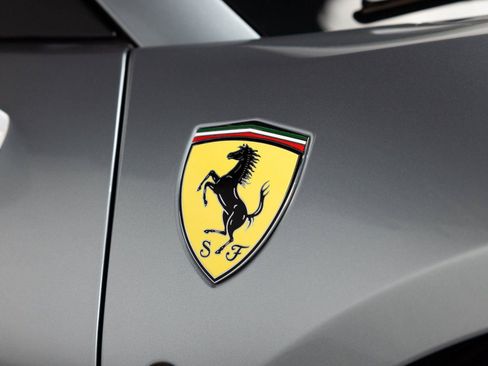 Used 2017 Ferrari 488 Spider RWD image 32