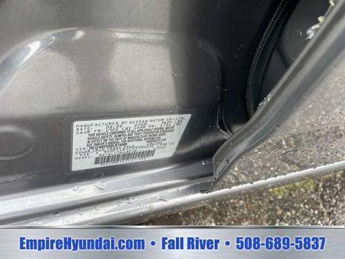 Used 2025 Nissan Versa SV w/ Trunk Package FWD image 17