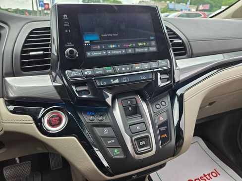 Used 2022 Honda Odyssey Elite image 27