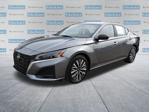 Used 2024 Nissan Altima 2.5 SV image 10