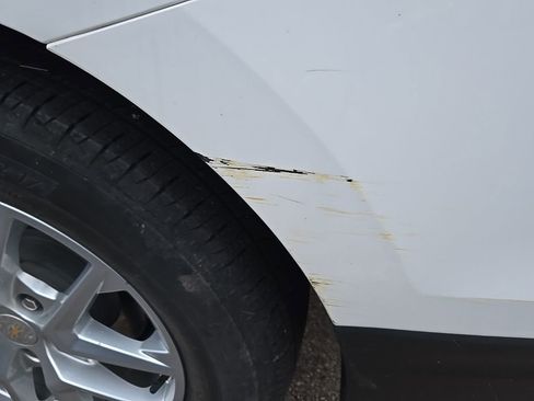 Used 2022 Chevrolet Equinox LT w/ LPO, Floor Liner Package image 19