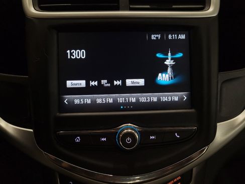 Used 2017 Chevrolet Sonic LT FWD image 25