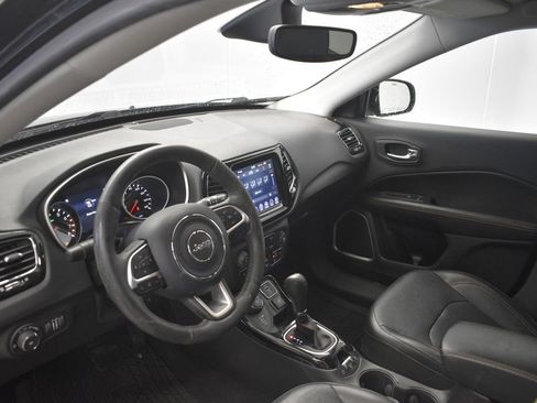 Certified 2019 Jeep Compass Limited image 18