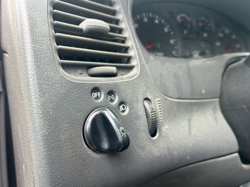 Used 2005 Ford Ranger XL image 13