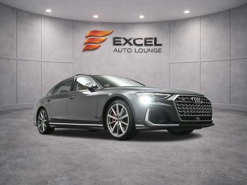 Used 2023 Audi S8 w/ S8 Comfort Plus Package AWD/4WD image 52