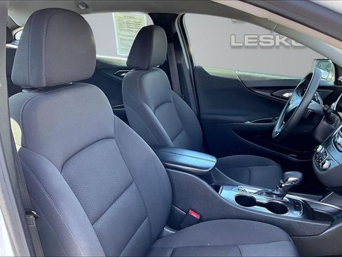 Used 2023 Chevrolet Malibu LT FWD image 7