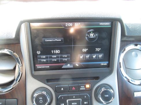 Used 2016 Ford F250 Lariat w/ Chrome Package image 26