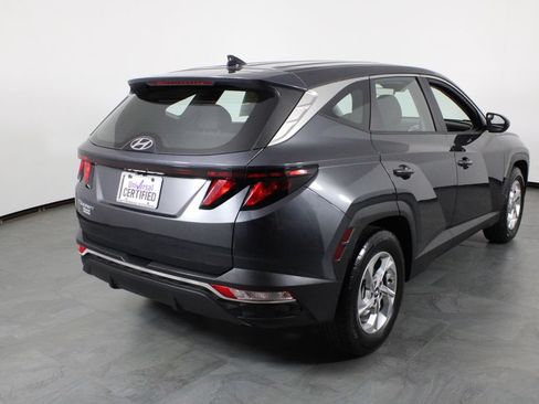 Certified 2022 Hyundai Tucson SE FWD image 4