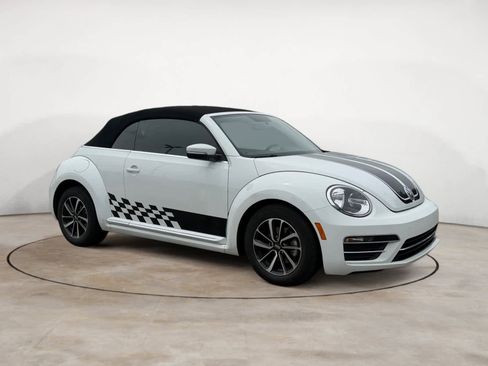 Used 2019 Volkswagen Beetle 2.0T S FWD image 2