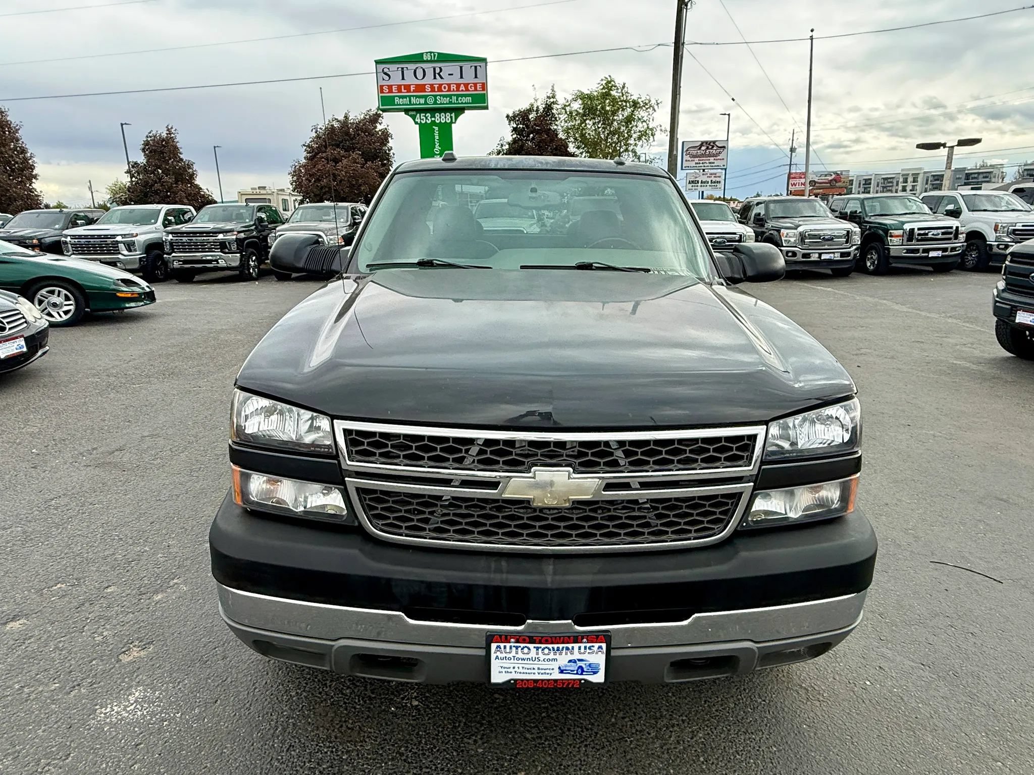 Used 2005 Chevrolet Silverado 2500 LT w/ Heavy-Duty Power Package AWD/4WD image 8