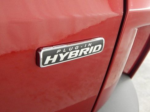 New 2025 Ford Escape SE w/ PHEV Premium Package image 7