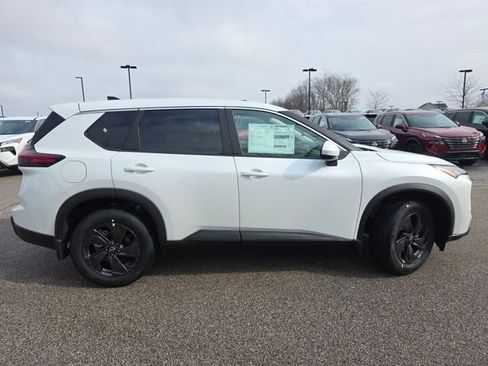 New 2026 Nissan Rogue SV w/ Cold Weather Package image 21