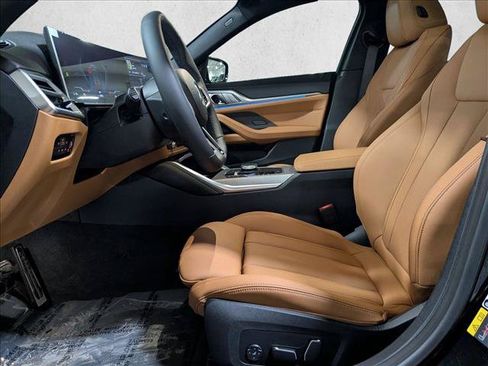 Certified 2025 BMW i4 xDrive40i AWD/4WD image 4