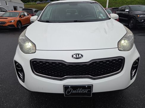 Used 2018 Kia Sportage LX AWD/4WD image 9