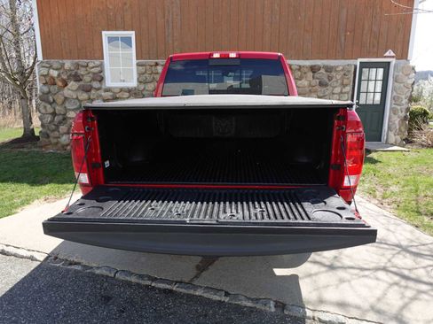 Used 2018 RAM 1500 Big Horn image 28