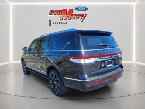 Used 2024 Lincoln Navigator L Reserve image 6