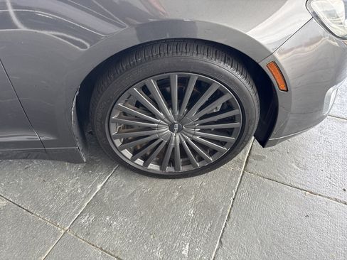 Used 2017 Lincoln MKZ Reserve w/ Climate Package image 16