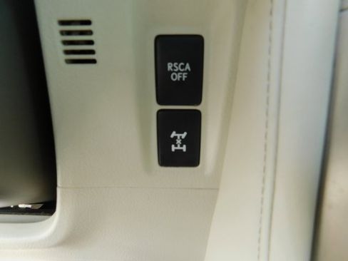 Used 2013 Lexus GX 460 Premium image 31