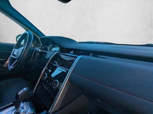 Used 2023 Land Rover Discovery Sport SE R-Dynamic image 19
