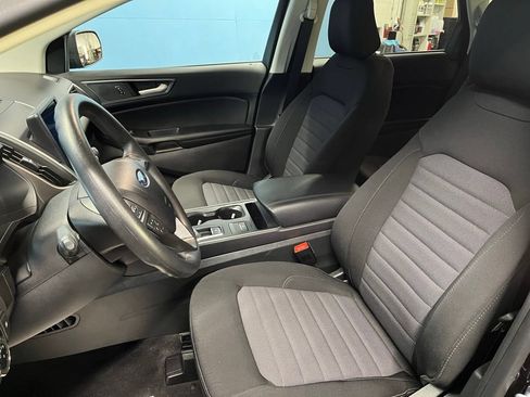 Used 2024 Ford Edge SE AWD/4WD image 12