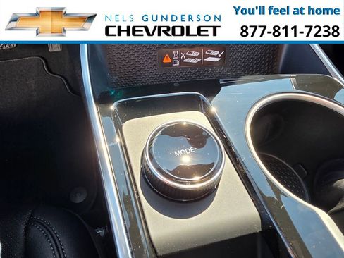 New 2026 Chevrolet Equinox LT w/ Convenience Package II AWD/4WD image 26