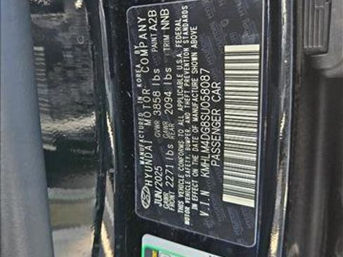 Certified 2025 Hyundai Elantra Sport image 25