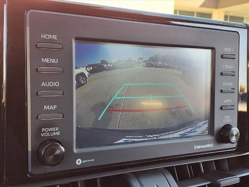 Used 2020 Toyota RAV4 XLE image 6