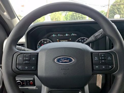 New 2026 Ford F550 4x4 Supercab Super Duty image 11