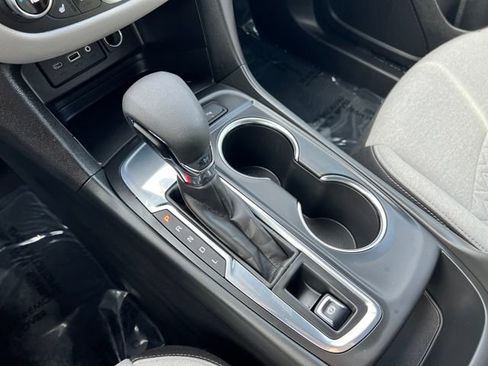 Used 2023 Chevrolet Equinox LT image 17