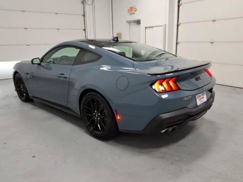 Certified 2025 Ford Mustang GT Premium RWD image 5