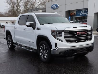 Used 2023 GMC Sierra 1500 SLT w/ SLT Premium Package