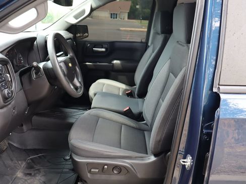 Used 2022 Chevrolet Silverado 1500 Custom AWD/4WD image 19