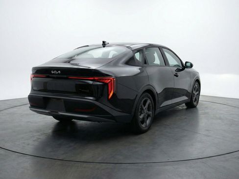 Used 2025 Kia K4 LXS image 9