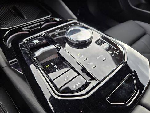 New 2026 BMW 530i xDrive 530i xDrive image 23