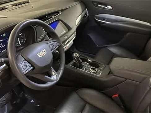 Used 2019 Cadillac XT4 Premium Luxury w/ Technology Package image 4