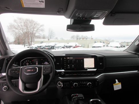 New 2026 GMC Sierra 1500 SLT w/ SLT Convenience Package image 16