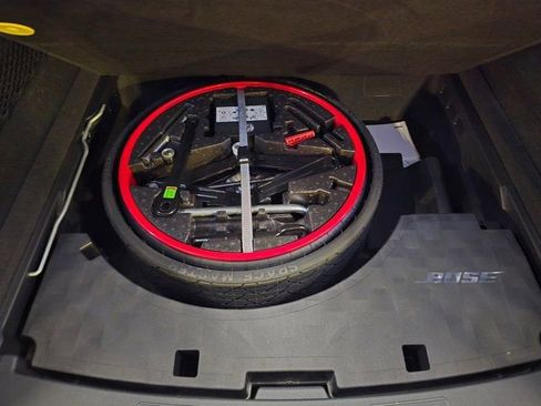 Used 2021 Porsche Cayenne S image 33