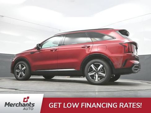 Used 2023 Kia Sorento S w/ Panoramic Sunroof Package FWD image 47