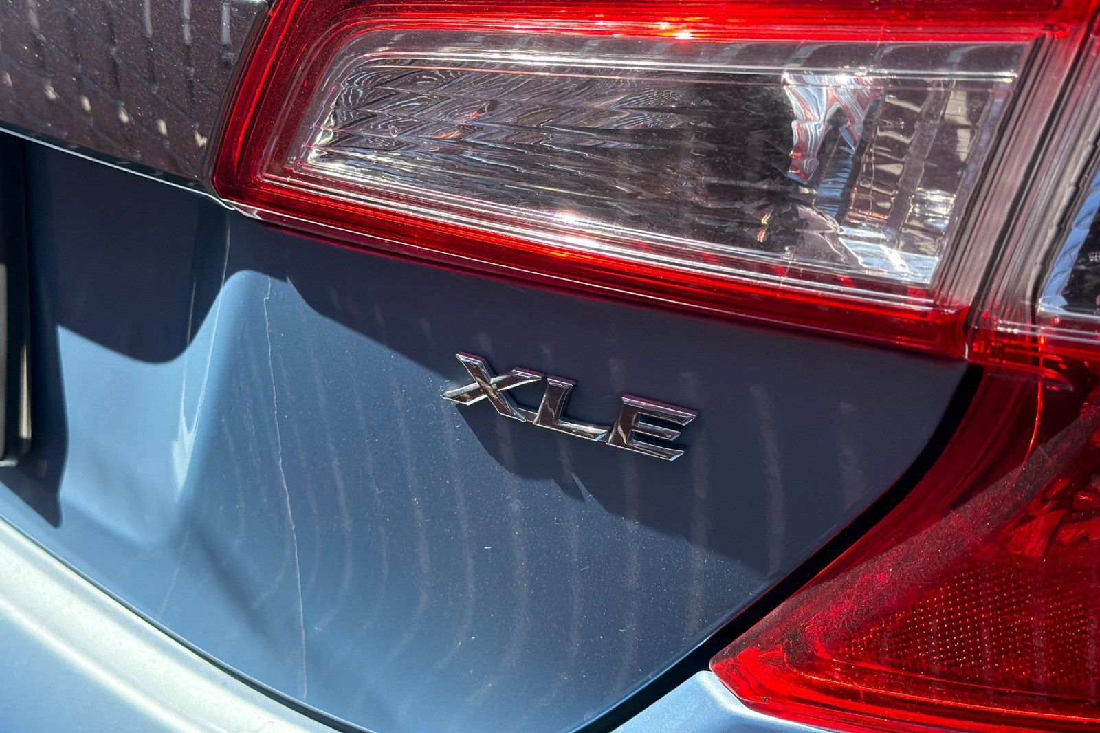 Used 2012 Toyota Camry XLE FWD image 7