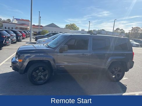 Used 2017 Jeep Patriot 75th Anniversary w/ Power Value Group image 3