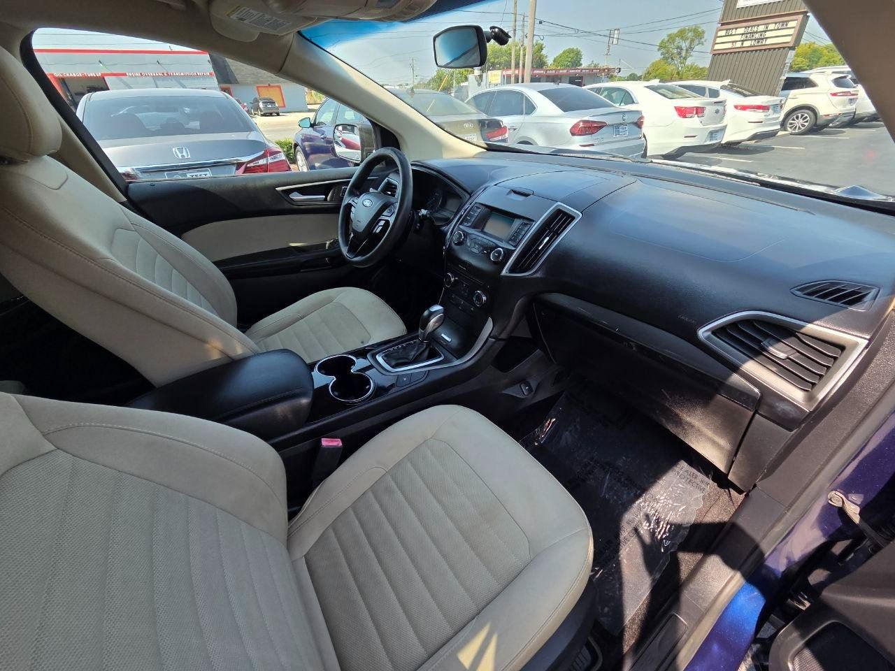 Used 2016 Ford Edge SE FWD image 20