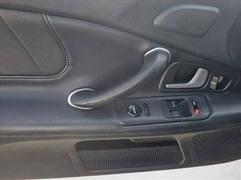 Used 2006 Honda S2000 image 9