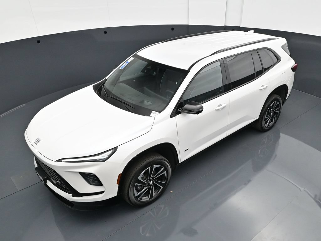 Used 2025 Buick Enclave Sport Touring w/ Power Package AWD/4WD image 48