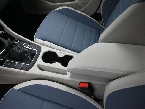 New 2026 Volkswagen Jetta SE image 33